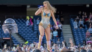 Taylor Swift und ihre Fans lassen die Erde in Großbritannien erbeben