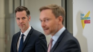 Jetzt lädt die FDP zum Gegen-Wirtschaftsgipfel