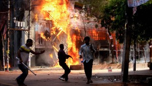 Dutzende Tote bei Demonstrationen in Bangladesch