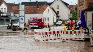 Überschwemmte Straßen und Keller in Nord- und Osthessen