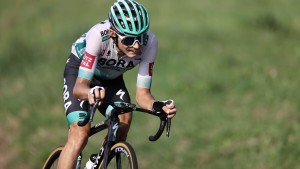 Kämna mit „spontaner“ Attacke beim Giro-Auftakt