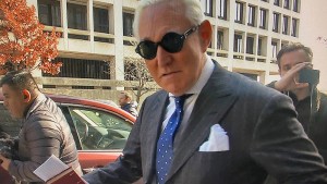 Roger Stone soll bis zu neun Jahre ins Gefängnis