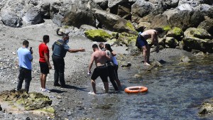 Tausende Migranten schwimmen nach Ceuta