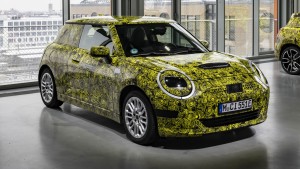 Mini kommt im Dreierpack