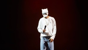 Rapper Cro beerdigt seine Maske