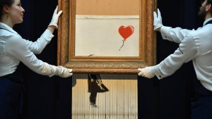 So wollte Banksy sein Bild eigentlich schreddern