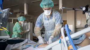 Wie sich die Krankenhäuser auf Omikron vorbereiten