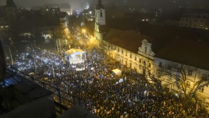 Zehntausende demonstrieren gegen Justizreform