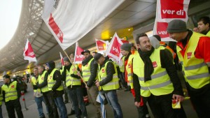 Bodenpersonal am Flughafen Düsseldorf streikt