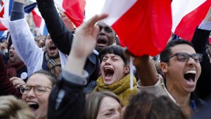 Macron gewinnt mit Zweidrittelmehrheit gegen Le Pen