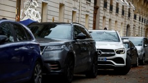 Paris verteuert Parken für SUV