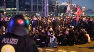 Rechtsextreme Demos und Gegenproteste zum Kulturhaupstadt-Start