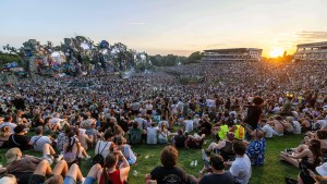 Tomorrowland droht Millionenstrafe wegen Einwegbechern