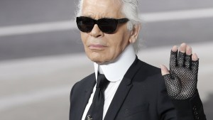 Lagerfeld-Nachlass erzielt das Zehnfache des Schätzwerts