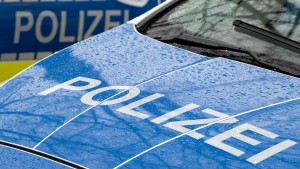 Mann ersticht Ex-Frau auf Straße