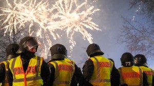 Kann das Großaufgebot der Polizei Krawalle an Silvester verhindern?