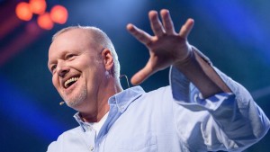 Stefan Raab kündigt neue Streaming-Show an