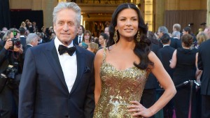 Michael Douglas allein auf Sardinien