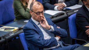 Der feixende Friedrich Merz feixt nicht