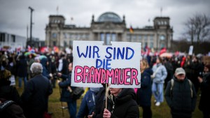 Brandmauer zu AfD in Kommunen hat Risse, steht aber