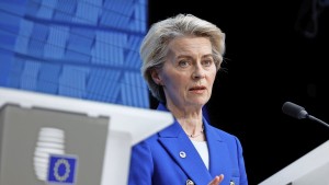 Wie von der Leyen jetzt gegen die Bürokratie kämpft