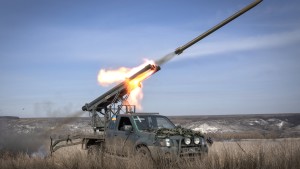 Ukraine meldet russische Angriffswelle mit Kampfdrohnen