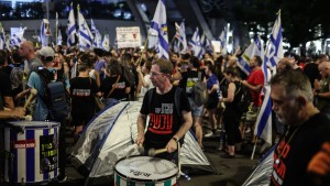 Abermals Proteste für Geiselfreilassung