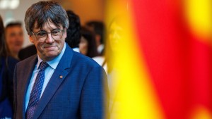 Puigdemont pokert hoch