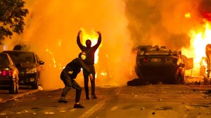 Aufrüsten gegen die Stadtguerilla