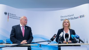 Schönbohm klagt gegen Bundesinnenministerium