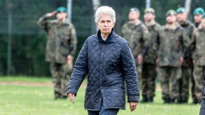 Strack-Zimmermann fordert Aktivierung von 900.000 Bundeswehr-Reservisten