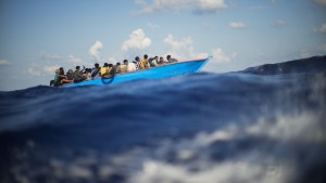 100 Menschen aus Seenot im Mittelmeer gerettet