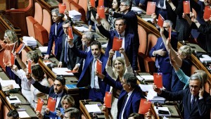 Italienischer Senat billigt Verfassungsreform