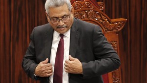 Präsident Rajapaksa flieht auf die Malediven