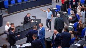 Tumult im Bundestag bei Debatte über Heizungsgesetz