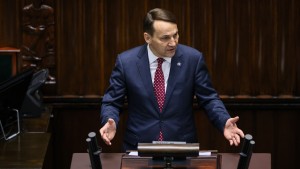 Sikorski will antideutsche Mythen dekonstruieren