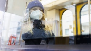 Bayern und Sachsen-Anhalt schaffen Maskenpflicht in Bus und Bahn ab