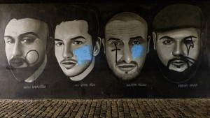 Graffiti für Hanau-Opfer an Friedensbrücke geschändet