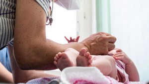 EMA macht Weg frei für Corona-Impfstoffe für Babys