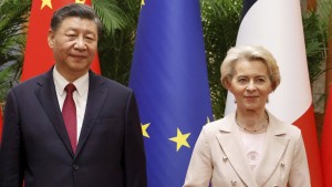 Von der Leyen will bei Xi auf „fairen“ Wettbewerb pochen