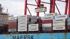 Maersk will Schiffe wieder durchs Rote Meer fahren lassen