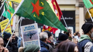 Demonstrationen nach türkischem Angriff auf Kurden-Stellungen