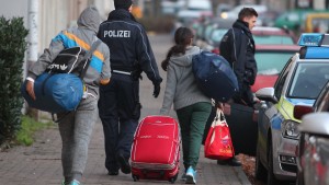 Bundestag beschließt härtere Abschieberegeln