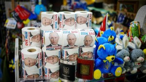 Putins Krieg gegen genderneutrale Toiletten