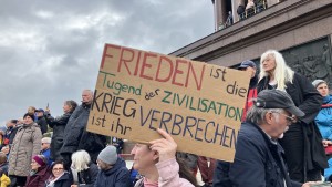 Wagenknechts erhörte Friedenstöne