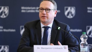 OVG Münster sieht keine Manipulation durch Minister Limbach