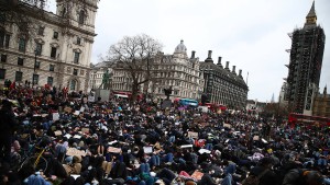 Rücktrittsforderung nach Polizeieinsatz in London