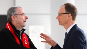 Opel-Betriebsrat hält sich zu Plänen der Chefetage bedeckt