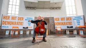 Der mit dem Cello tanzt