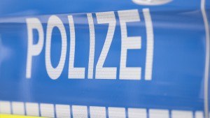 Fußgänger von Polizeiauto angefahren